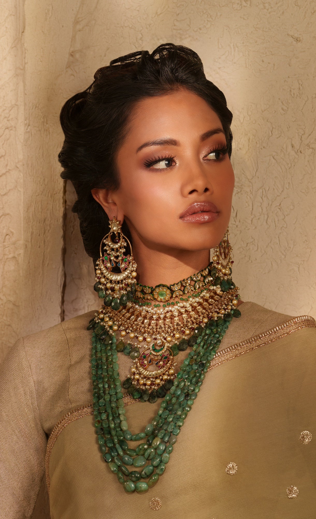 RAHA CHOKER SET