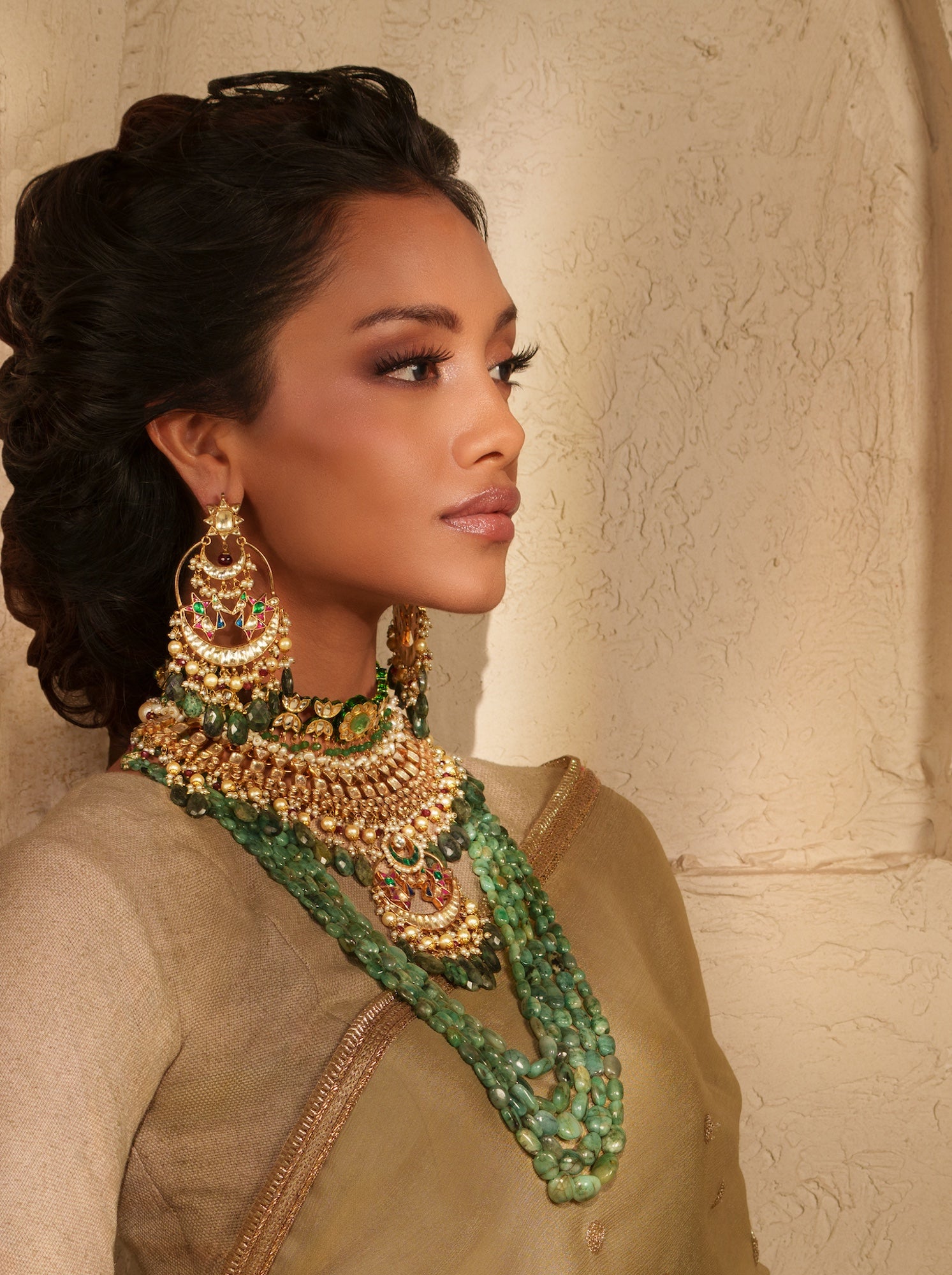 RAHA CHOKER SET