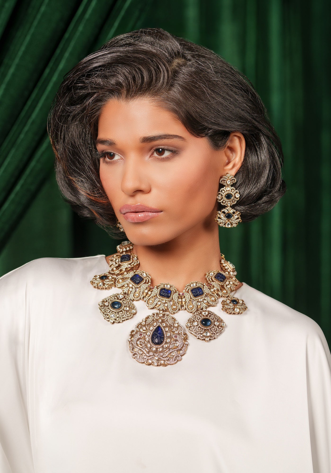 AZRA NECKLACE SET