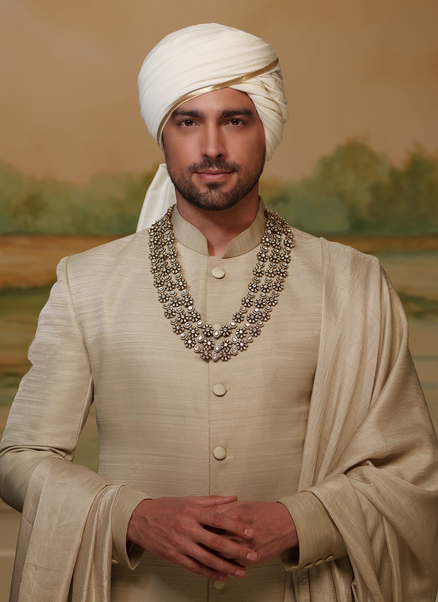 LAYAAN VICTORIAN LONG NECKLACE